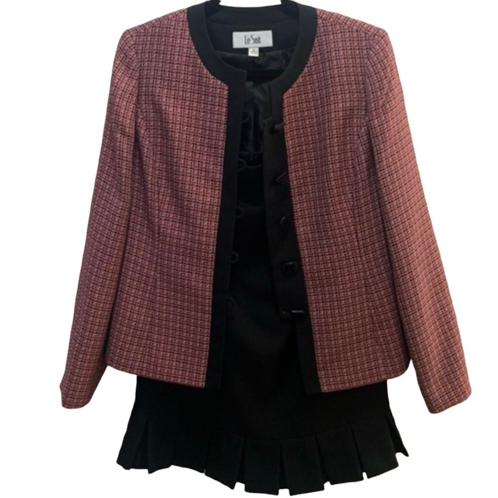 Le Suit Flared-Hem Skirt Suit